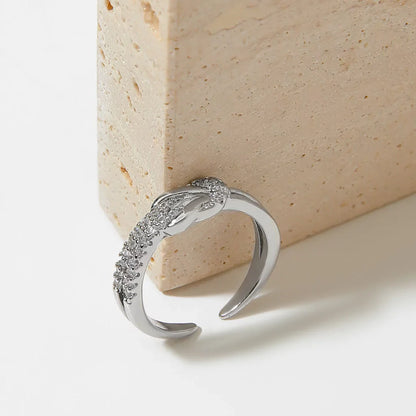 Bague à nœud